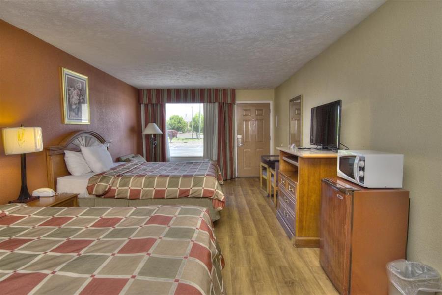 RiverView Inn & Suites, Sevierville, TN